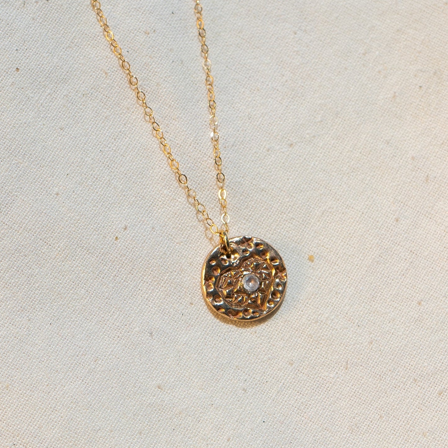 GOLDEN HEART NECKLACE